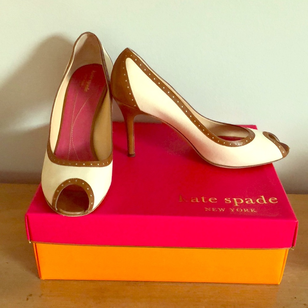Kate Spade beige heel with leather trim
